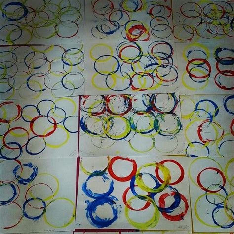 Repetition in art using primary colors, grade 1 Primary School Art, Art School, School Ideas ...