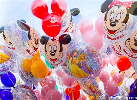 PHOTOS: TWO New Colors of Mickey Balloons Debut in Disney World! | the disney food blog