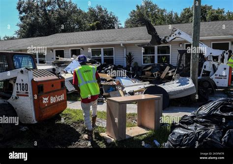 Florida hurricane damage repair hi-res stock photography and images - Alamy