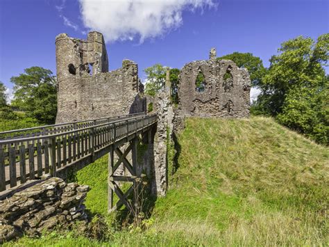 Grosmont Castle (Cadw) | VisitWales