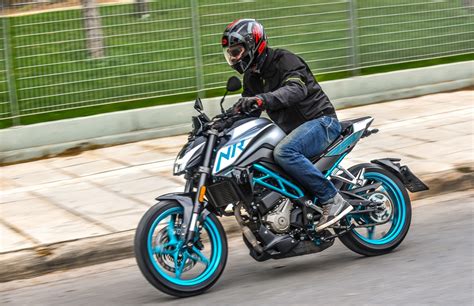 TEST – CF MOTO 250NK 2019