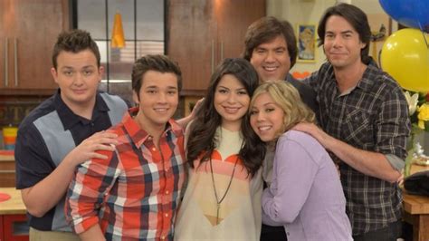 'iCarly' Cast: See What the Nickelodeon Stars Are Doing Now