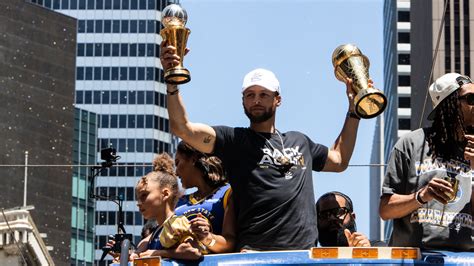 2022 Warriors NBA championship parade: Best photos from raucous event - NBC Sports Bay Area