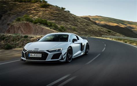 Audi Unveils Its Last V-10 Supercar: R8 Coupe V10 GT - The Detroit Bureau