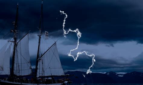 How to Create a Realistic Lightning Effect in Photoshop