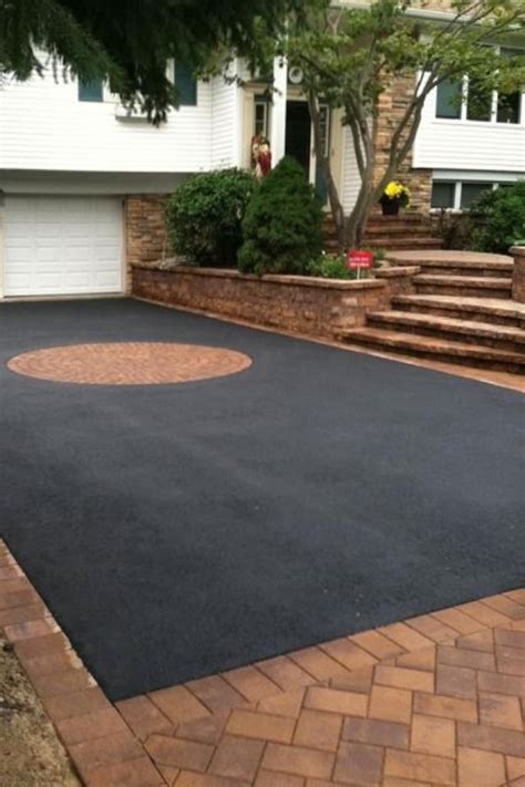 Asphalt driveway. So stylish! | Asphalt driveway, Driveway design ...