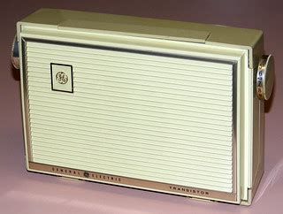 Vintage General Electric Transistor Radio, Model P-880A (H… | Flickr
