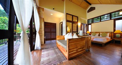 Borneo Rainforest Lodge Chalets | Arkitrek