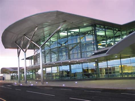 All About The Famous Places: Guernsey Airport