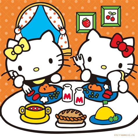 Hello Kitty on Instagram: “#HelloKitty and her twin sister Mimmy are celebrating #Thanksgiving ...