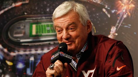 Virginia Tech extends Frank Beamer's contract two years - Sports Illustrated