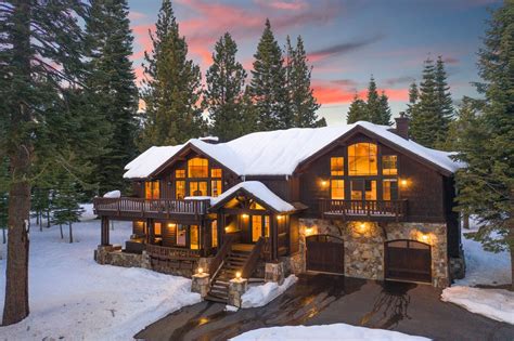 North Lake Tahoe Vacation Rentals | Lake Tahoe Cabin Rentals