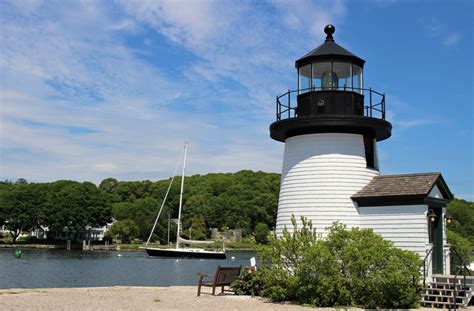 6 Amazing Connecticut Lighthouses to Visit Near Mystic CT