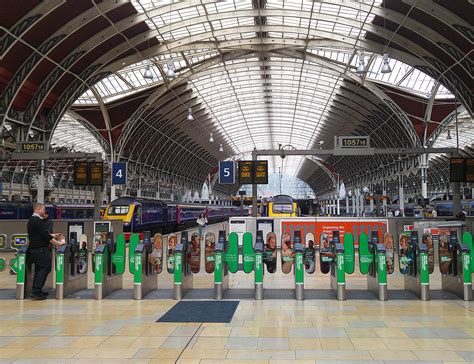 London Paddington Station | Vexcolt Europe NL