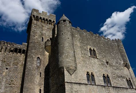 Castles in Europe: Beynac