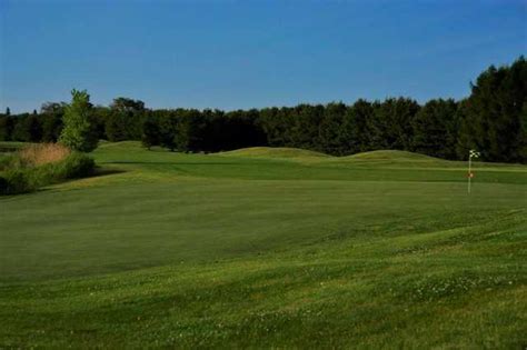 Deer Run Golf Course - Buck/Fawn in Blenheim, Ontario, Canada | Golf ...