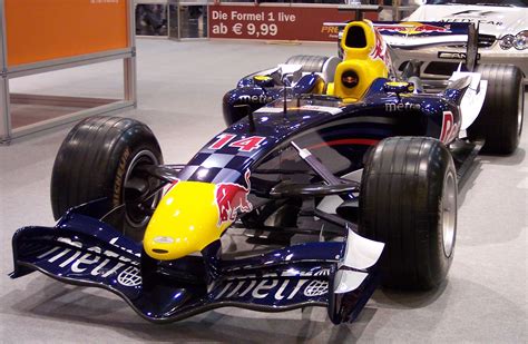 File:Red Bull Racing F1 2006 EMS.jpg - Wikimedia Commons