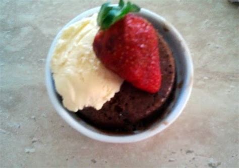 Microwave Cake in a cup Recipe by Shania 1 - Cookpad