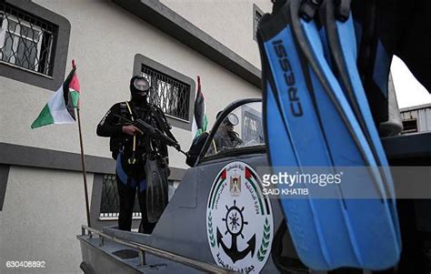 Hamas Logo Photos and Premium High Res Pictures - Getty Images