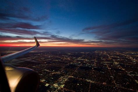 Miami, Florida Night - Sunset Airplane Landing | Aereo