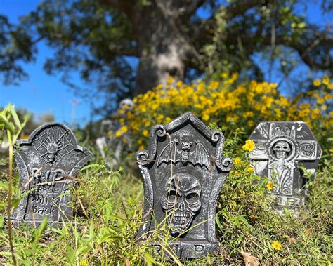 3Pack 12''x17'' Halloween Foam Tombstones, Outdoor Cemetery Props, Lawn ...