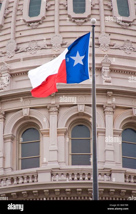 Texas State flag on State Capitol rotunda dome in Austin Stock Photo - Alamy