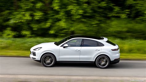 2020 Porsche Cayenne Coupé (Color: Carrara White Metallic) - Side | Caricos