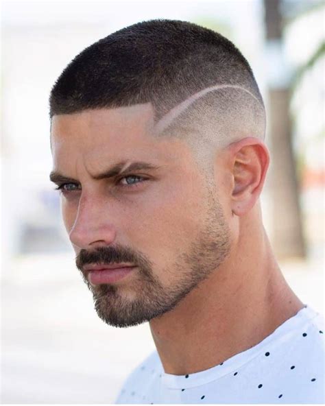 10 Men's Short Hairstyles 2023: Best Cuts and Trends to Try This Year ...