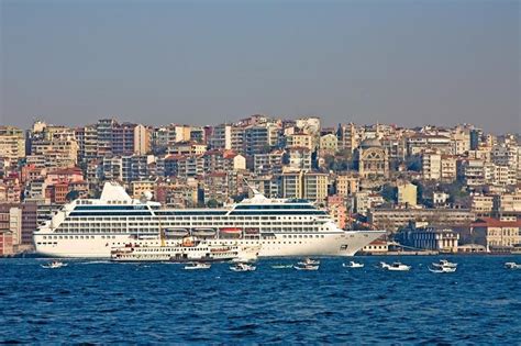 Istanbul Private Cruise Port to City Hotel Transfer 2024