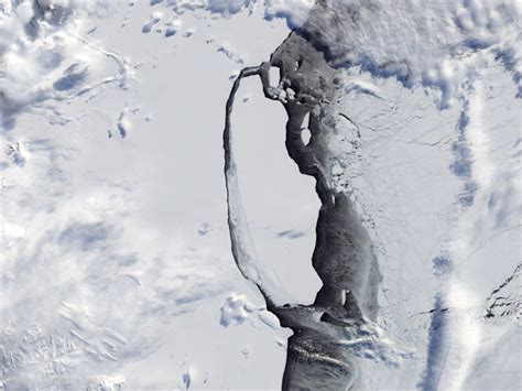 Antarctica's giant iceberg calves, drifts away in satellite video ...