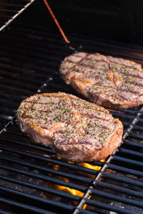 How To Perfectly Grill Steak (Steakhouse Quality!) - Little Sunny Kitchen