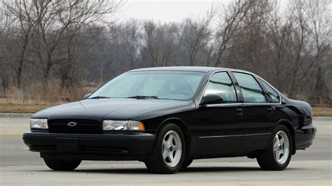 IMCDb.org: 1995 Chevrolet Impala SS in "Chicago P.D., 2014-2020"