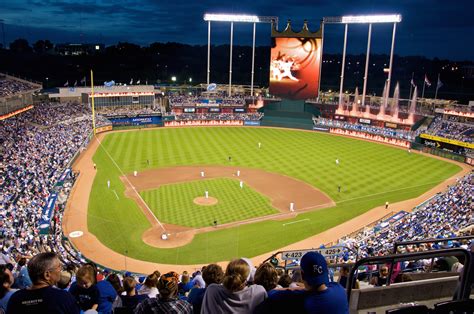 Kauffman Stadium Getting Kosher Food Stand for Kansas City Royals Home ...