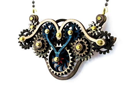 Steampunk Jewelry :: Steampunk Gear Necklaces :: Kinetic Winged Gear Necklace 6004A