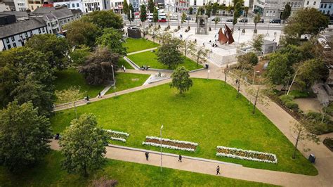 Overlooking Eyre Square Galway | The Hardiman Hotel