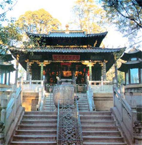 Kunming Golden Temple - AAAAA Scenic Spot in Yunnan | WindhorseTour – China Tibet Travel Tour ...