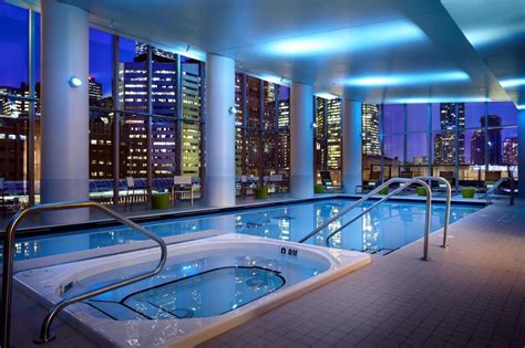 Toronto Hotels with Epic CN Tower, Skyline & Lake Views — The Most Perfect View