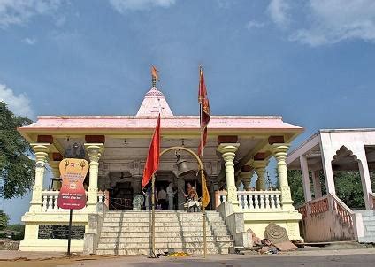 Kal Bhairav Temple, Ujjain | Ticket Price | Timings | Address: TripHobo