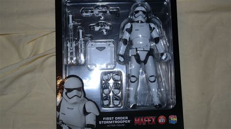 Forensic Analysis: Star Wars 6 Inch Action Figures | by Thomas Storaï ...