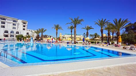 RIVIERA HOTEL - EL KANTAOUI , SOUSSE , TUNISIA - YouTube