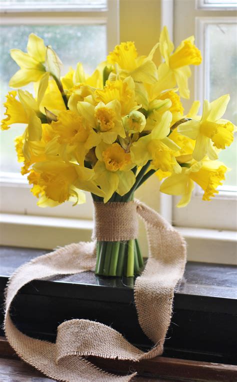 For Feb/Mar weddings there is a daffodil discount-save money on your wedding flowers. More ...