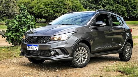 ARGO TREKKING 1.3, HATCH AVENTUREIRO DA FIAT, É BEM EQUIPADO E ÁGIL PARA O TRÂNSITO DA CIDADE ...