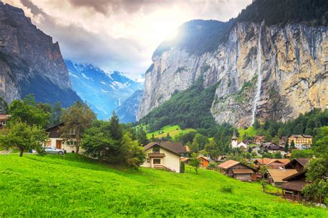 Lauterbrunnen, Switzerland jigsaw puzzle in Waterfalls puzzles on TheJigsawPuzzles.com