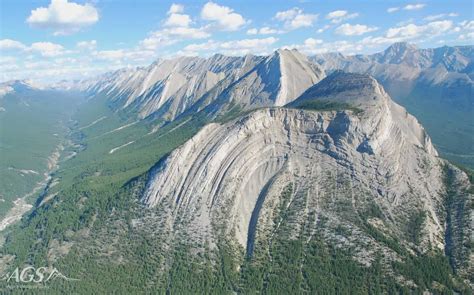 GeoPicture of the week: folds at Mt. Head