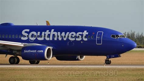 Southwest Heart Livery Turnaround | Boeing 737-700 | N7731A | Nassau ...