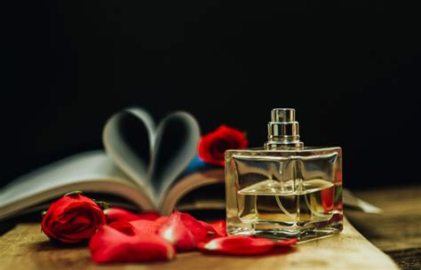 6 Impressive Perfume Ideas for Valentine’s Day | Women's Alphabet