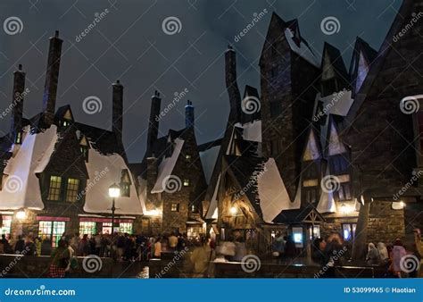 Reconstruction of Hogsmeade Village in Universal Studios Japan ...