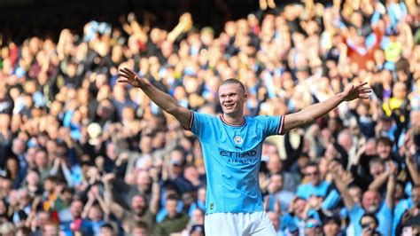 Erling Haaland equals a Premier League record as Manchester City closes ...