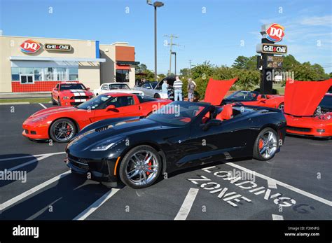 A Black Corvette Stingray Convertible Stock Photo - Alamy