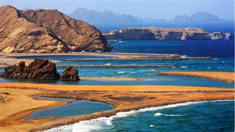 Best 10 Beaches In Oman For An Exquisite Beach Vacay